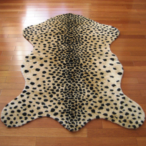 Faux Cheetah Pelt Rug, 40"x55"