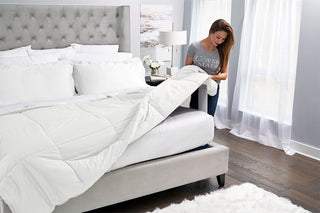Easy Bed Making Down Alternative Comforter, Twin