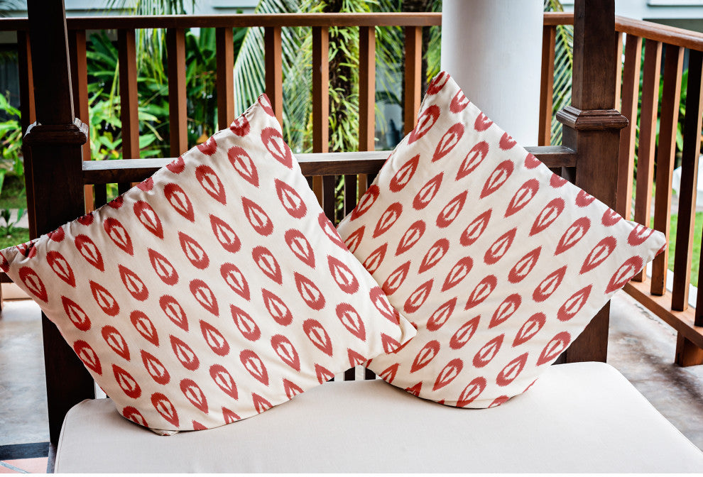 Ikat Tears Indoor/Outdoor Throw Pillow, Red-Orange, 16x16"