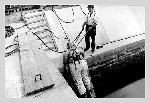Early Diving in Philadelphia - Fine Art Giclee Print 24" x 36"