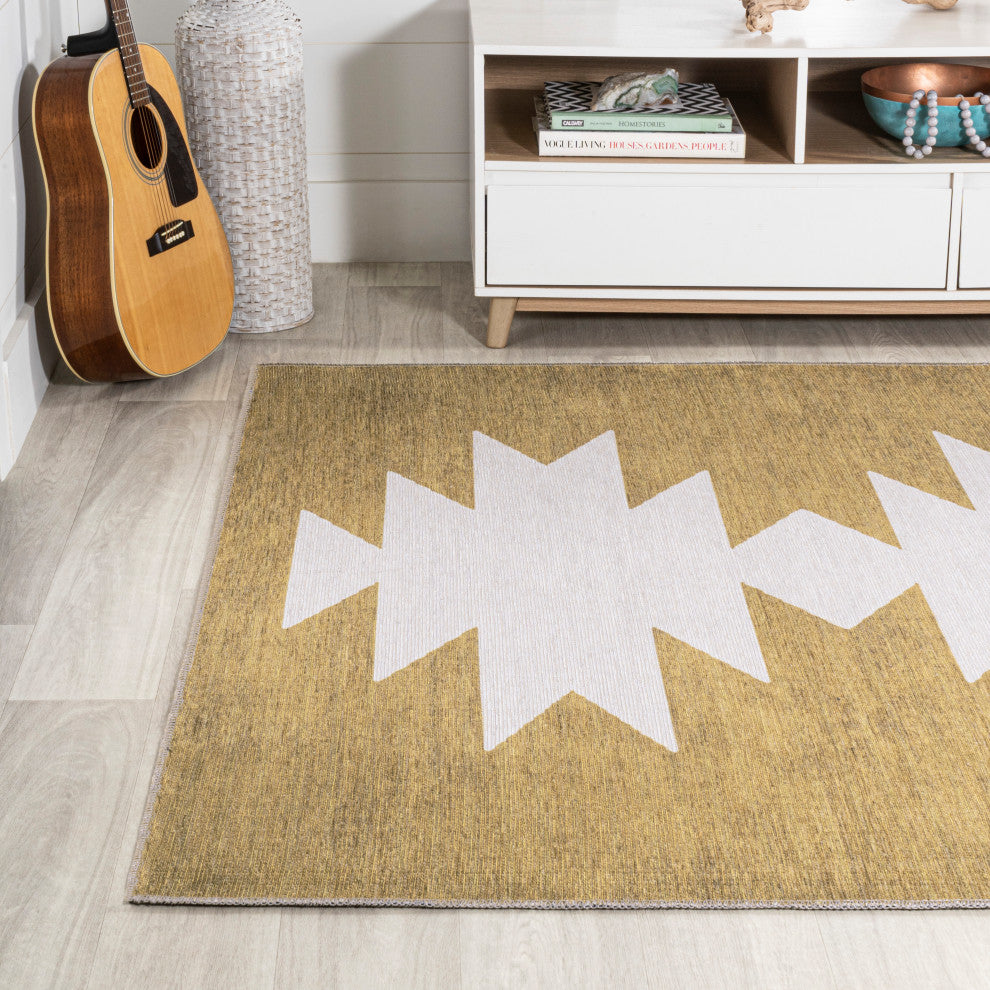 Chayton Minimalist Geometric Machine-Washable Area Rug, Yellow/Cream, 4x6