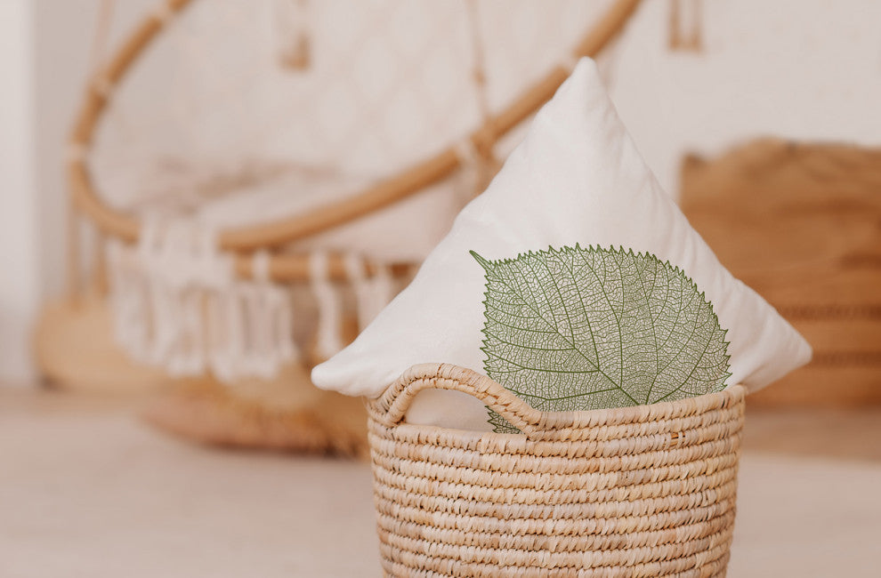 Leaf Study Indoor/Outdoor Throw Pillow, Scallion, 20"x20"