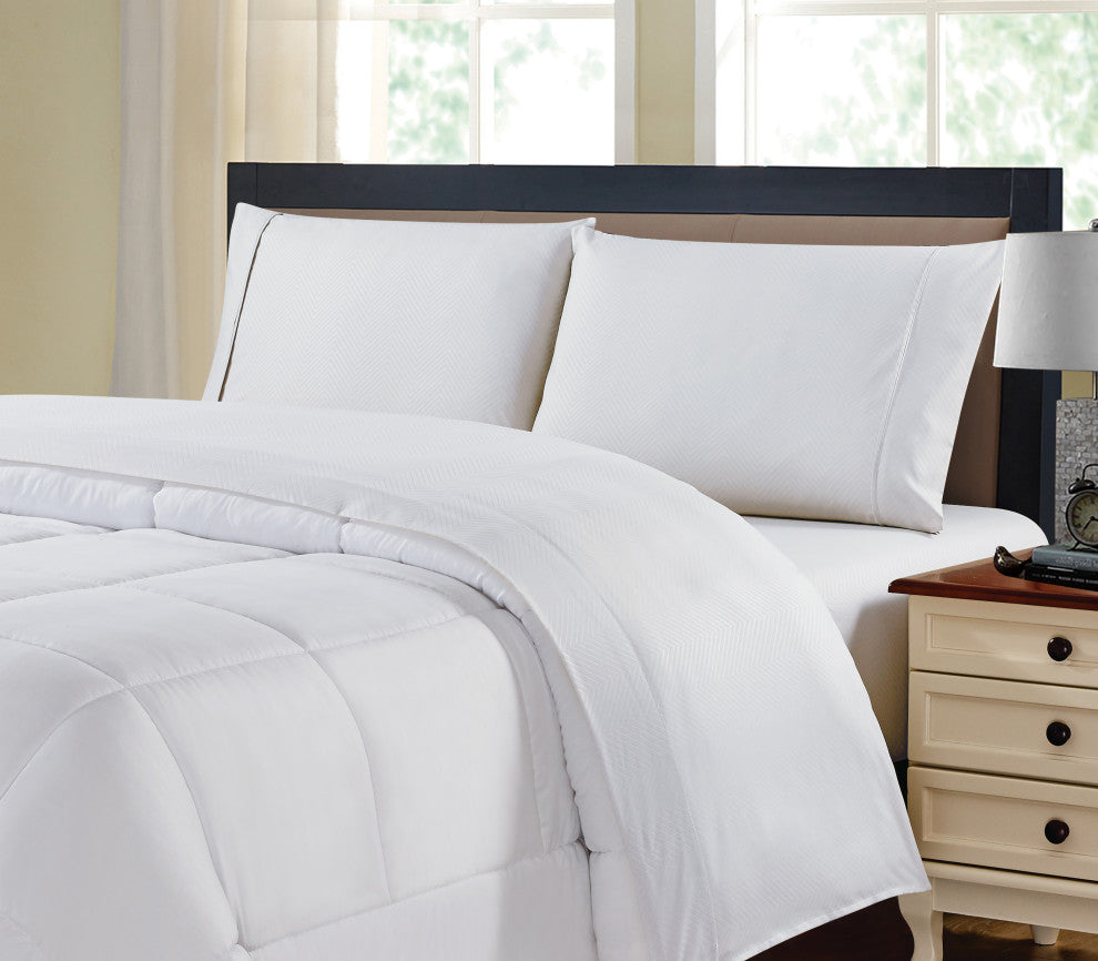 Kathy Ireland 4 Piece Chevron Embossed Sheet Set, White, Twin