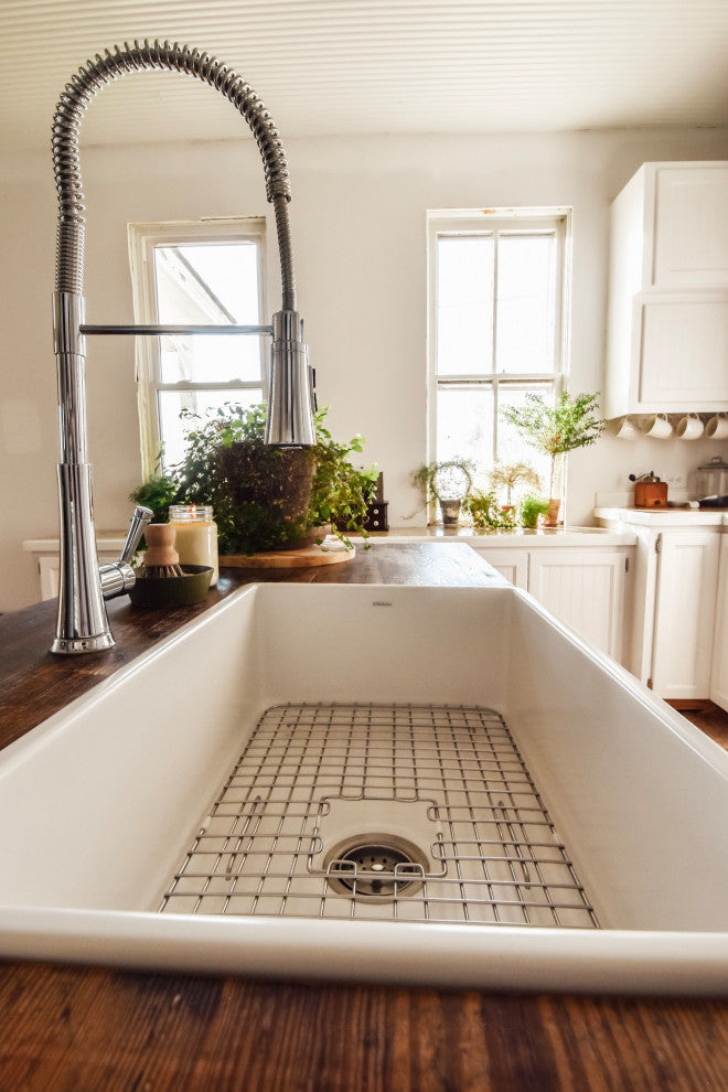 Austen Matte White Fireclay 30" Single Bowl Farmhouse Undermount Kitchen Sink