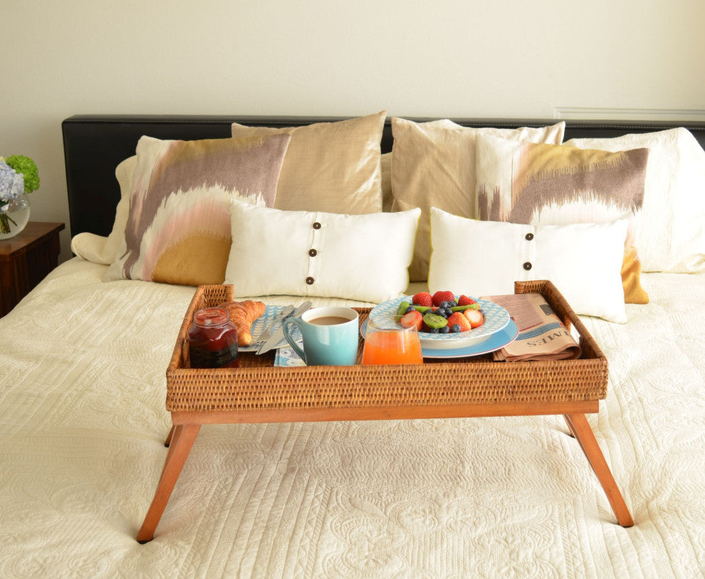 La Jolla Rattan Breakfast Tray with Foldable Legs, Honey Brown