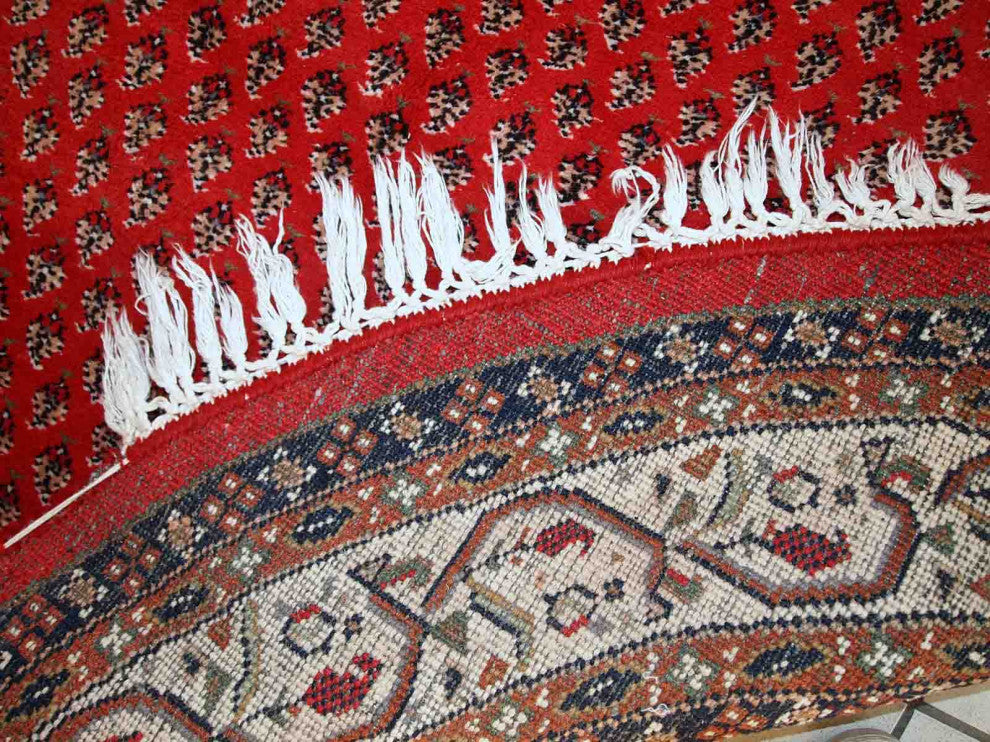 Handmade vintage Indo-Seraband rug 6.5' x 9.8' (198cm x 298cm) 1980s