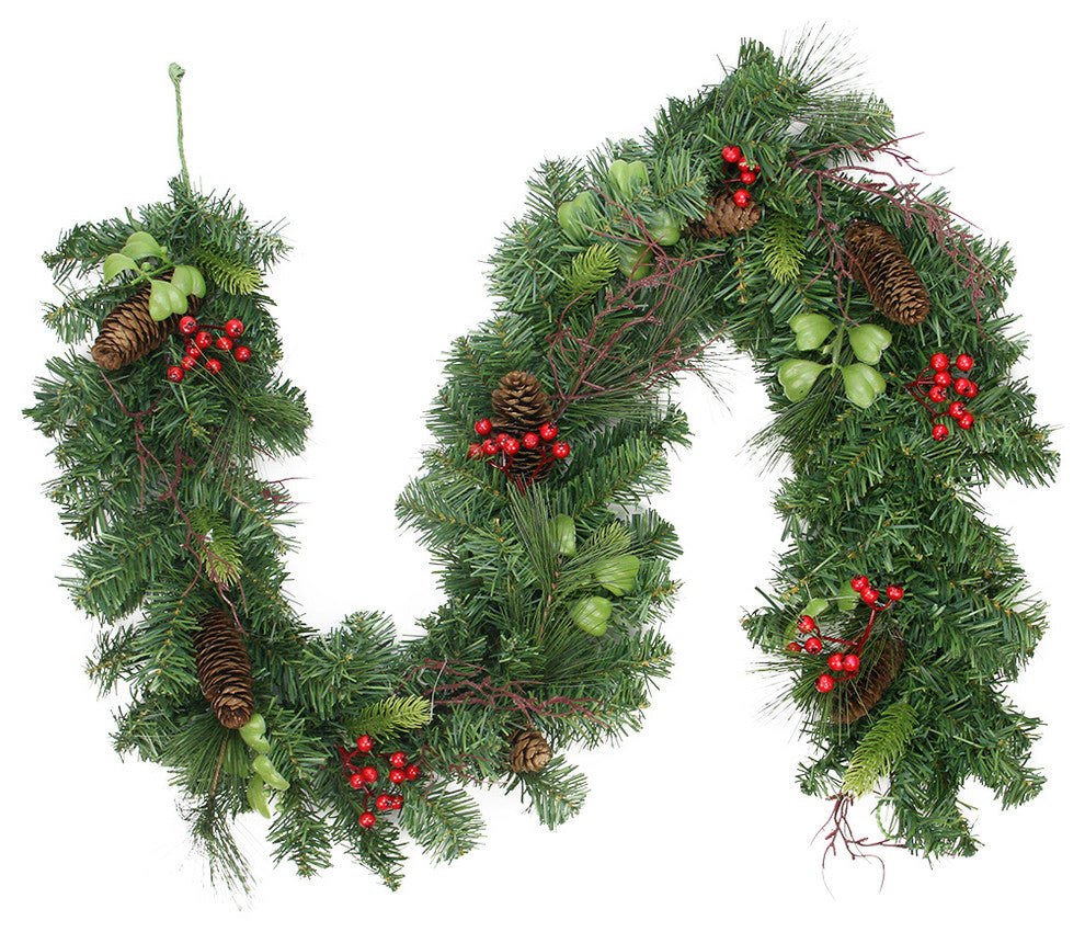 Pinecone With Berries Garland