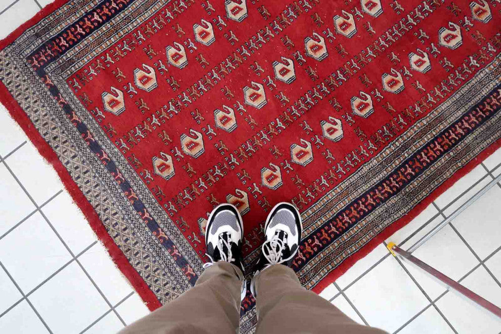 Handmade Vintage Uzbek Bukhara Rug 4.1'x6.4', 126cmx195cm 1960s