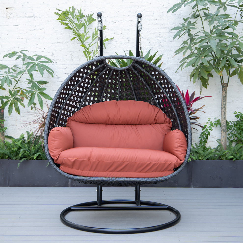 LeisureMod Mendoza Charcoal Wicker Hanging Double Egg Swing Chair, Cherry