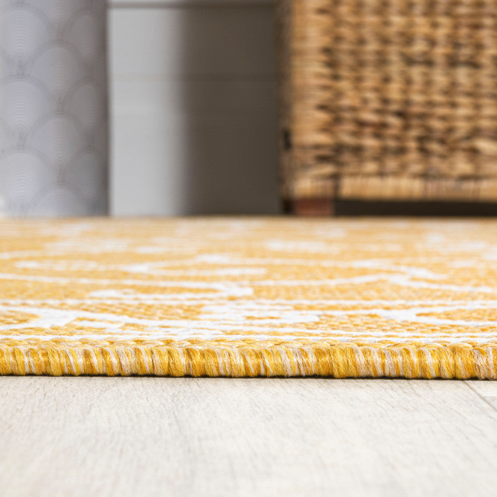 Charleston Filigree Textured Weave Indoor/Outdoor, Yellow/Cream, 5' Square