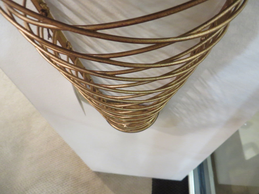 Gold Metal Lattice Wall Shelf, Demilune Round Black 18"