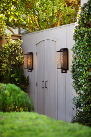 Hinkley Catalina Medium Wall Mount Lantern, Black