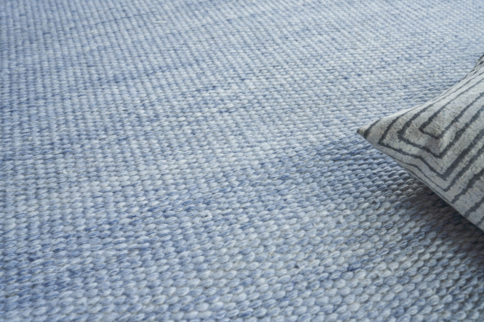 Loro Indoor/Outdoor Handmade Flatwoven PET yarn Light Blue Area Rug, 10'x14'