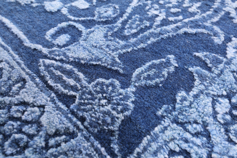 9' 0" X 12' 4" Persian Hand-Knotted Wool & Silk Rug - Q13684