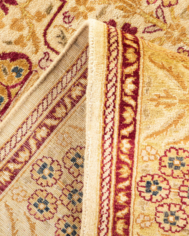 Sofia, One-of-a-Kind Hand-Knotted Area Rug Ivory, 6'2"x8'9"