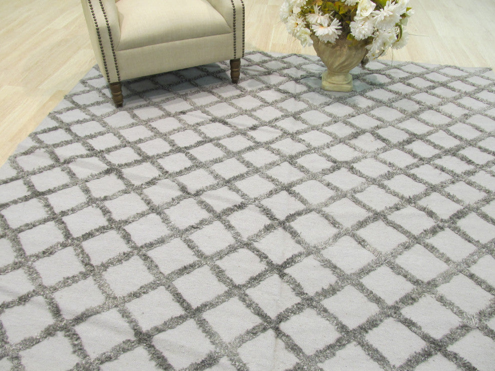 Handwoven Wool and Viscose Gray Transitional Trellis Marakesh Trellis Rug, 9'x12'