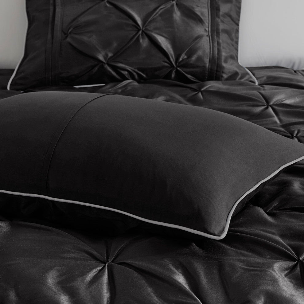 Madison Park Laurel 7 Piece Tufted Comforter Set in Black