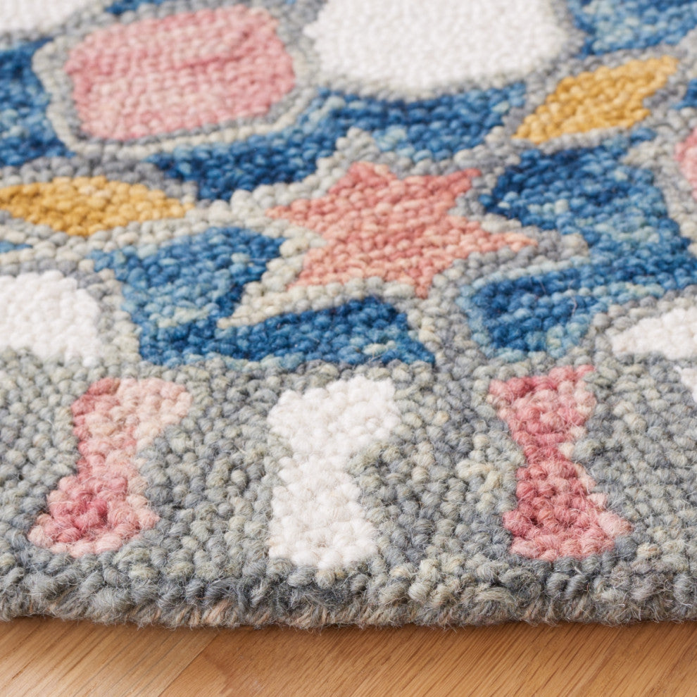 Safavieh Aspen Collection APN128 Rug, Grey/Pink, 5' Round