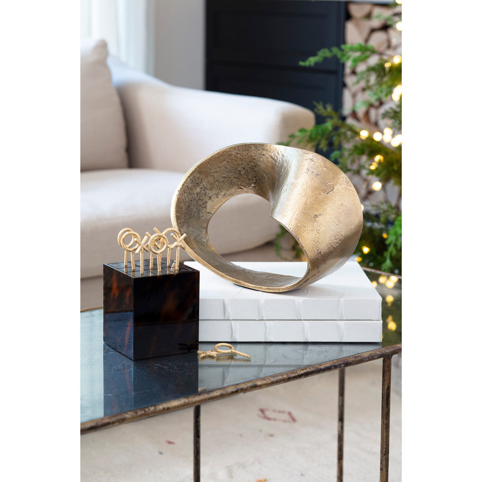 Dex Objet, Brass