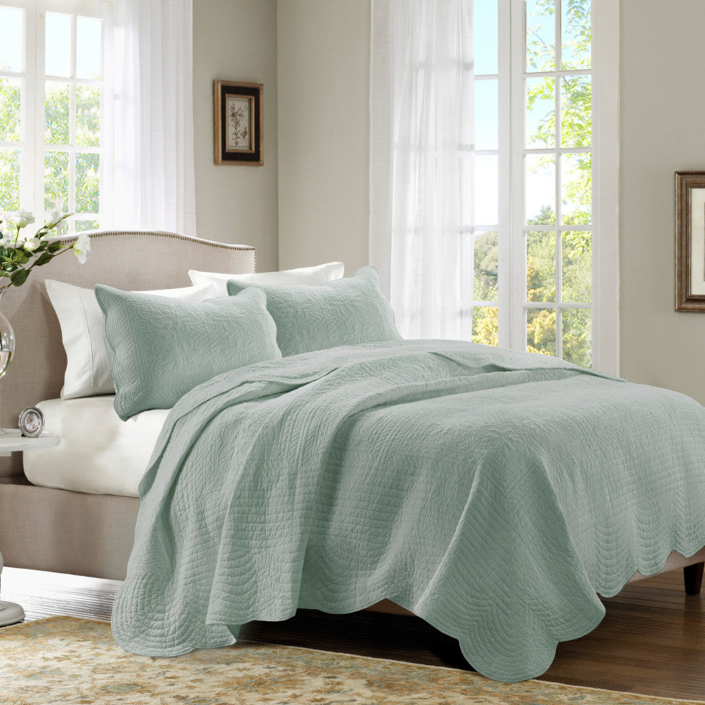 Madison Park Tuscany 3 Piece Reversible Scalloped Edge Quilt Set