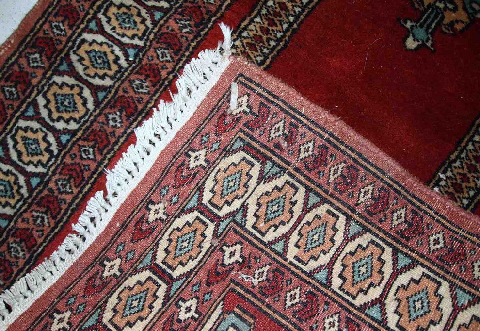 Handmade vintage prayer Turkish Konya rug 2' x 3' (62cm x 92cm) 1970s