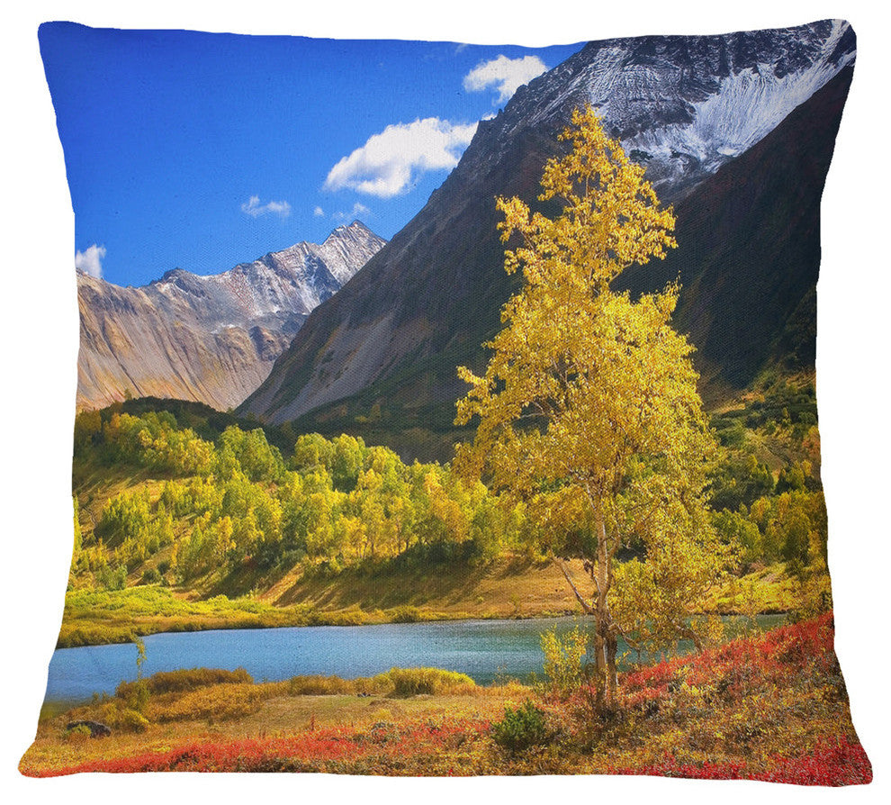 Beautiful Kamchatka Mountains Landscape Printed Throw Pillow, 18"x18"