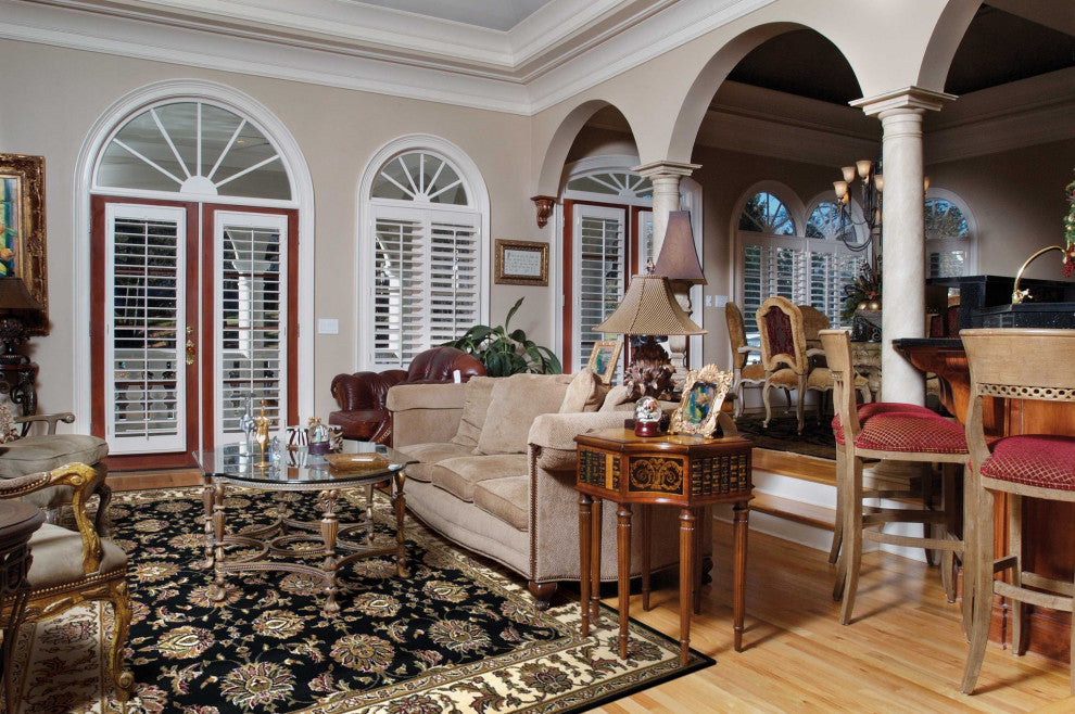 HomeRoots 7' Octagon Black or Ivory Floral Vines Bordered Indoor Area Rug