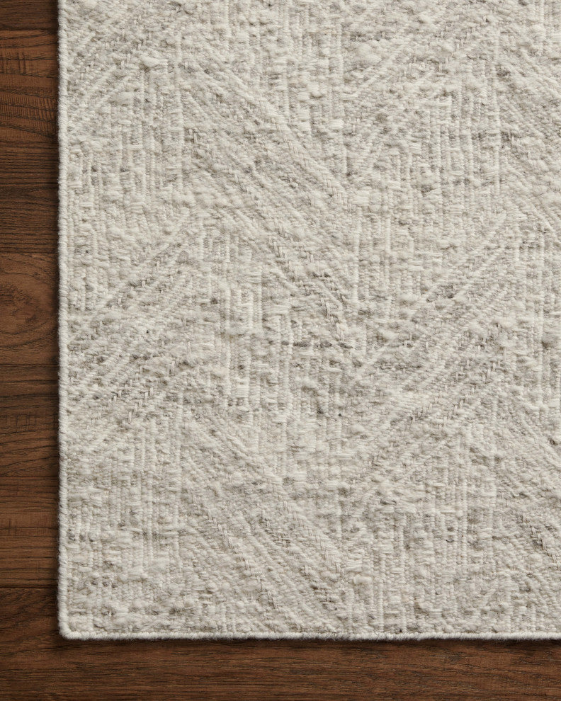Loloi Raven Silver / Ivory 18" x 18" Sample Rug