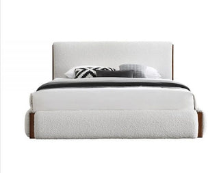 Acme Sandro Eastern King Bed