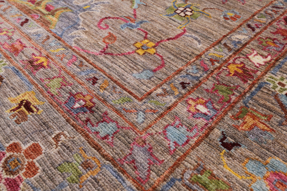 6' 9" X 10' 0" Persian Tabriz Hand-Knotted Wool Rug Q8331