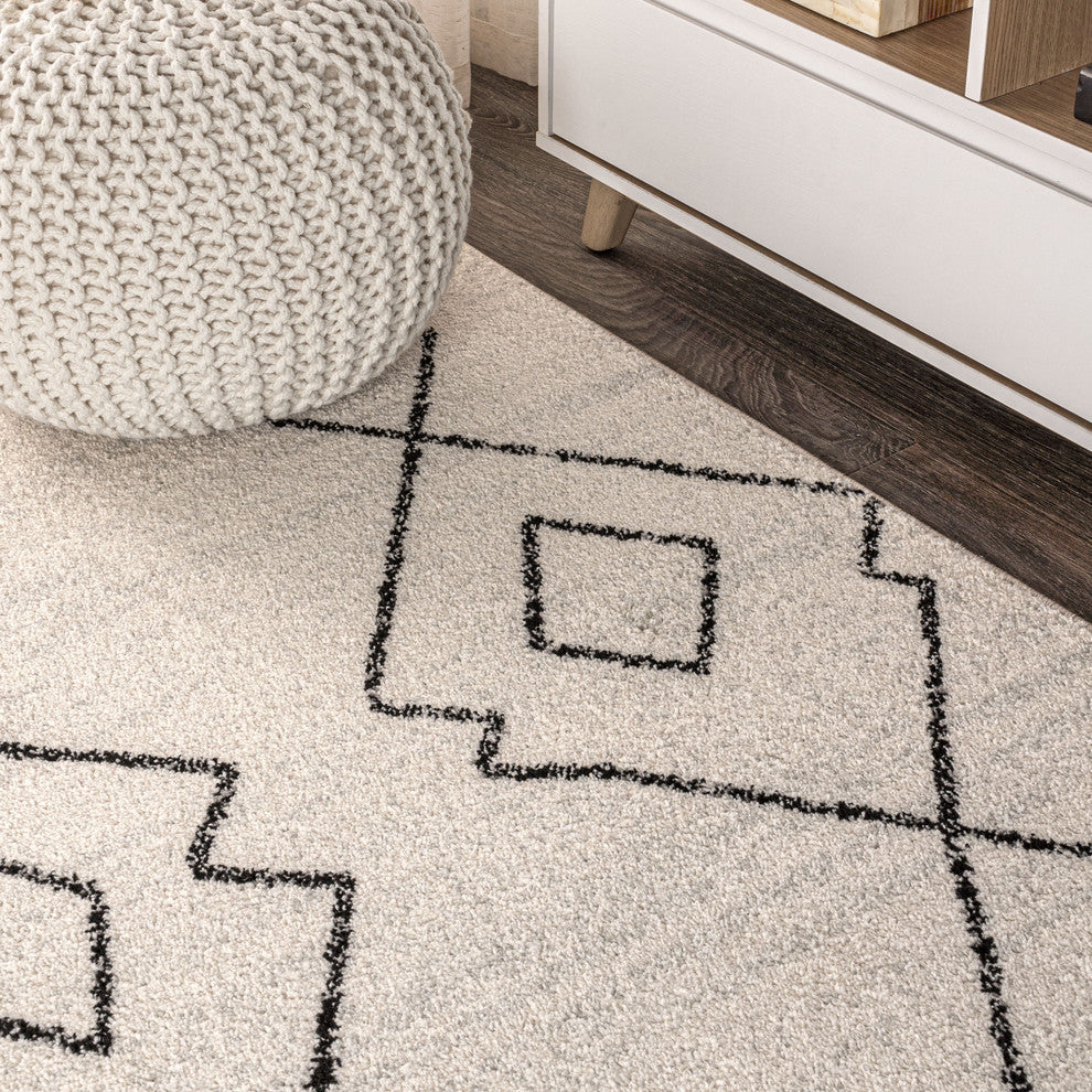 Alia Moroccan Beni Souk Area Rug, Cream/Black, 4 X 6