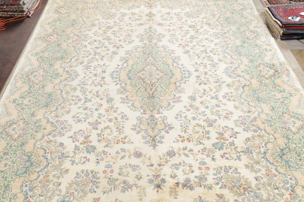 Consigned, Vintage-Style Traditional Hand-Woven Pakistani Area Rug, Beige, 13x21