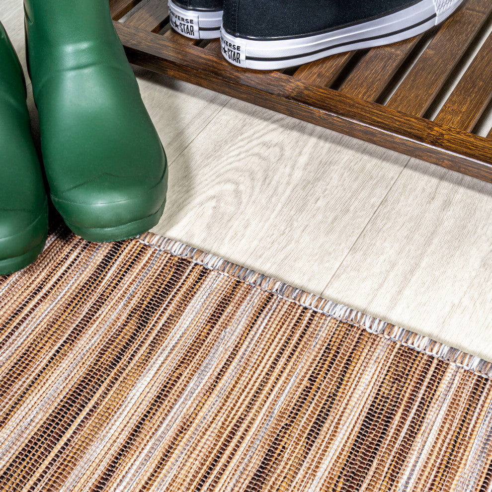 Finn Modern Farmhouse Pinstripe, 6' Square