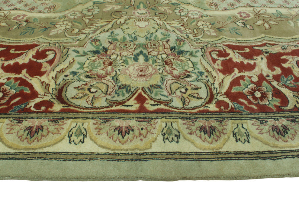 Pak-Persian Dominick Gray/Burgundy Rug, 8'1x9'11