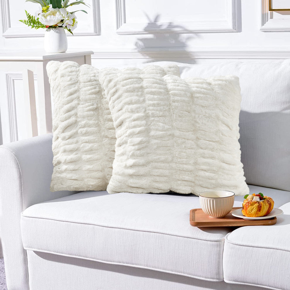 Faux Fur Shar Pei 3 Piece Throw and Pillow Shell Set, Cloud Dancer, 60"x80"