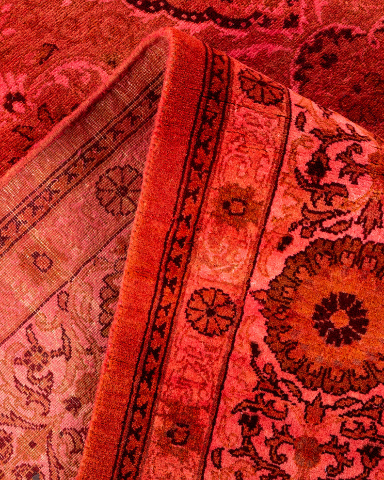 Fine Vibrance, One-of-a-Kind Hand-Knotted Area Rug Beige, 6' 2 x 9' 6