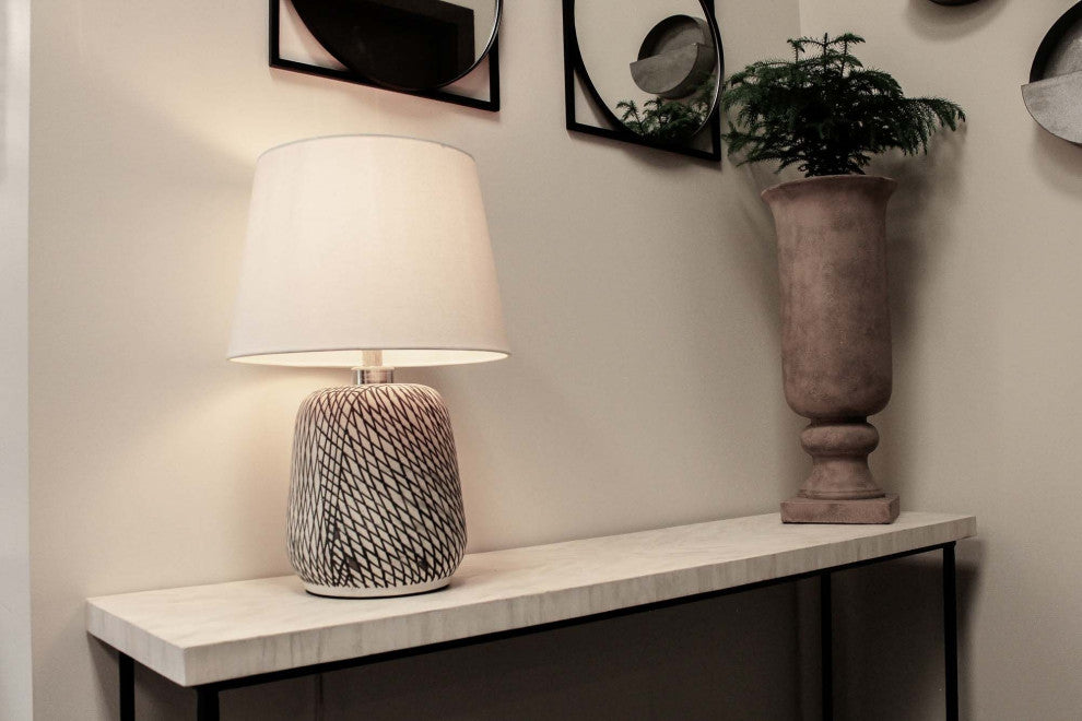 Skye Swirl Lamp, Off White