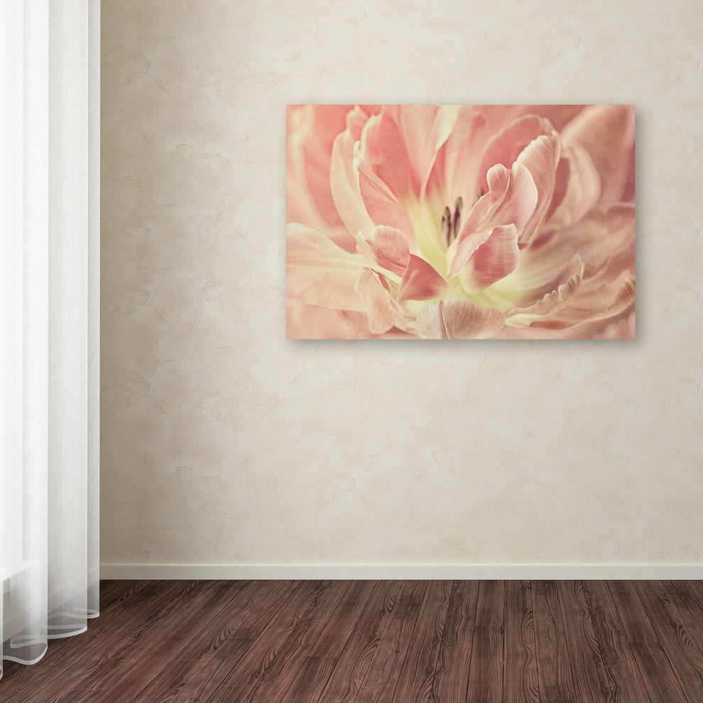 Cora Niele ''Vintage Tulip'' Canvas Art