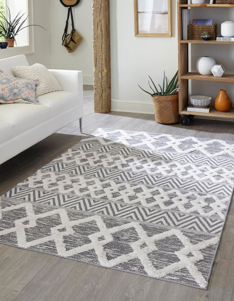 Unique Loom Sabrina Soto Casa  Valencia Area Rug