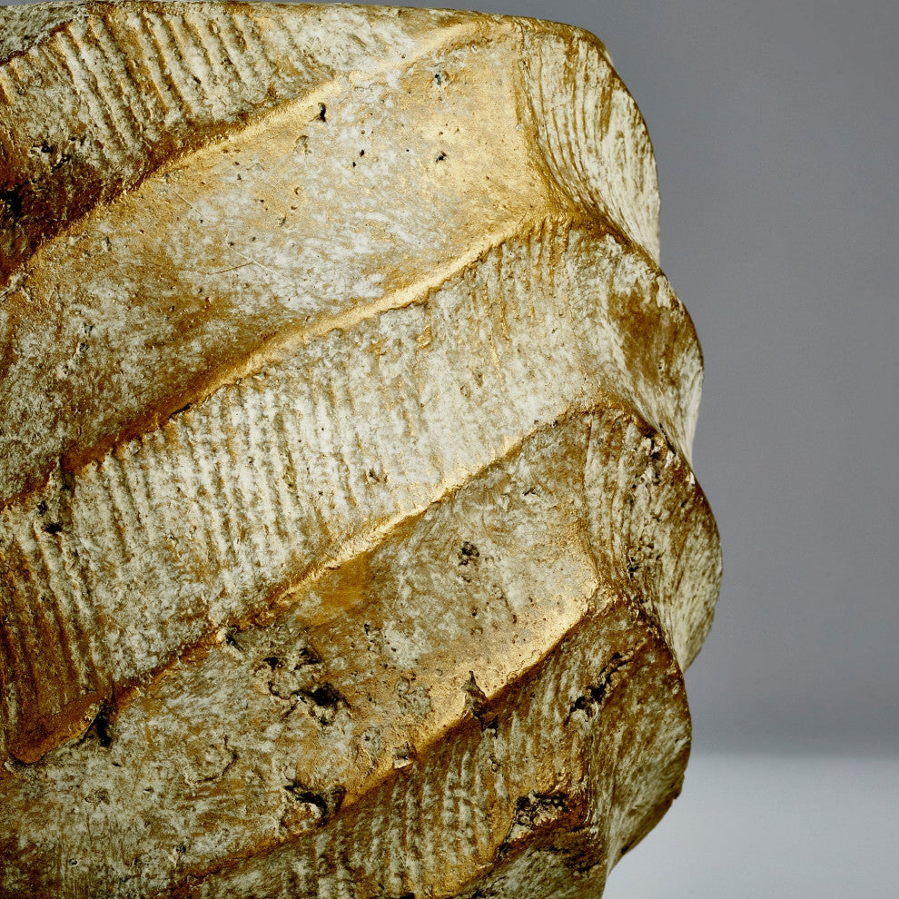 Cyan Design Large Cache Creek Planter