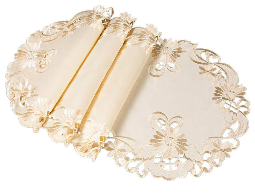 Delicate Daisy Embroidered Cutwork Placemats, Ivory, 15" Round, Set of 4