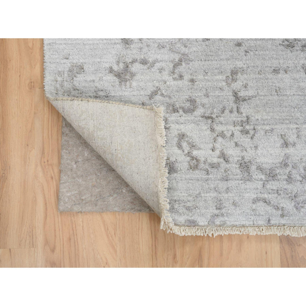 Gray Broken Persian Design Hand Knotted Wool and Silk Square Rug, 10'0"x10'0"