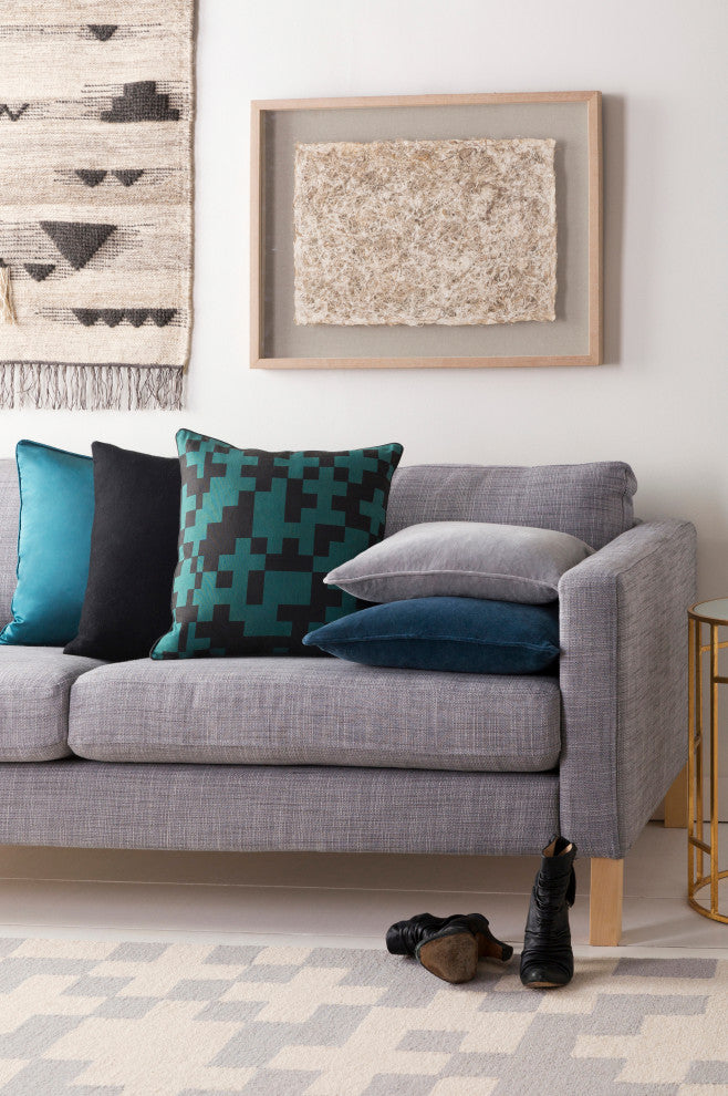 Surya Inga INGA-7019 18"x18" Pillow Kit, Black/Teal