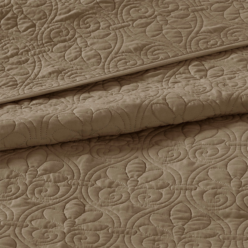Madison Park Quebec Reversible Bedspread Set, Mocha