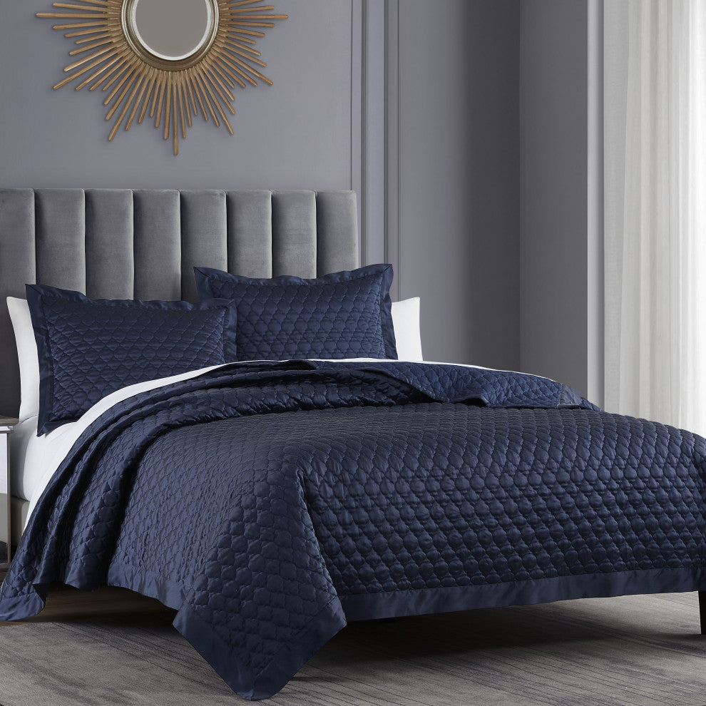 High Shine Satin Quatrefoil Quilt Set, 3 Piece, Navy, King