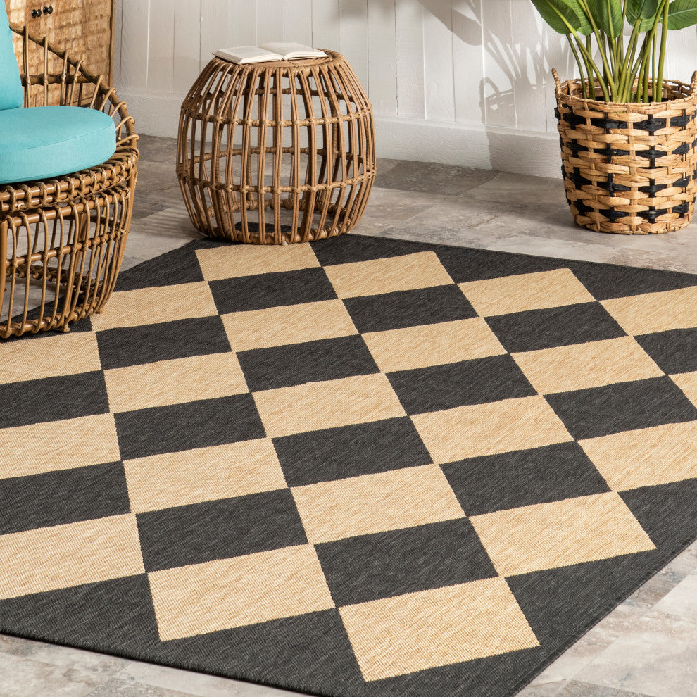 Nuloom Sabina Diamond Trellis Indoor/Outdoor Area Rug, Dark Grey 5'x8'