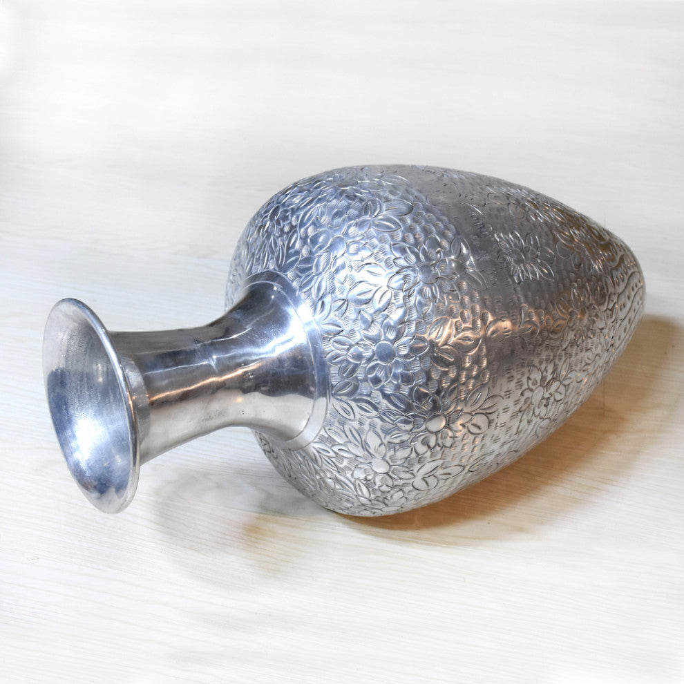 Handmade Aluminium Traditional Floor Flower vases For Indoor, Gold