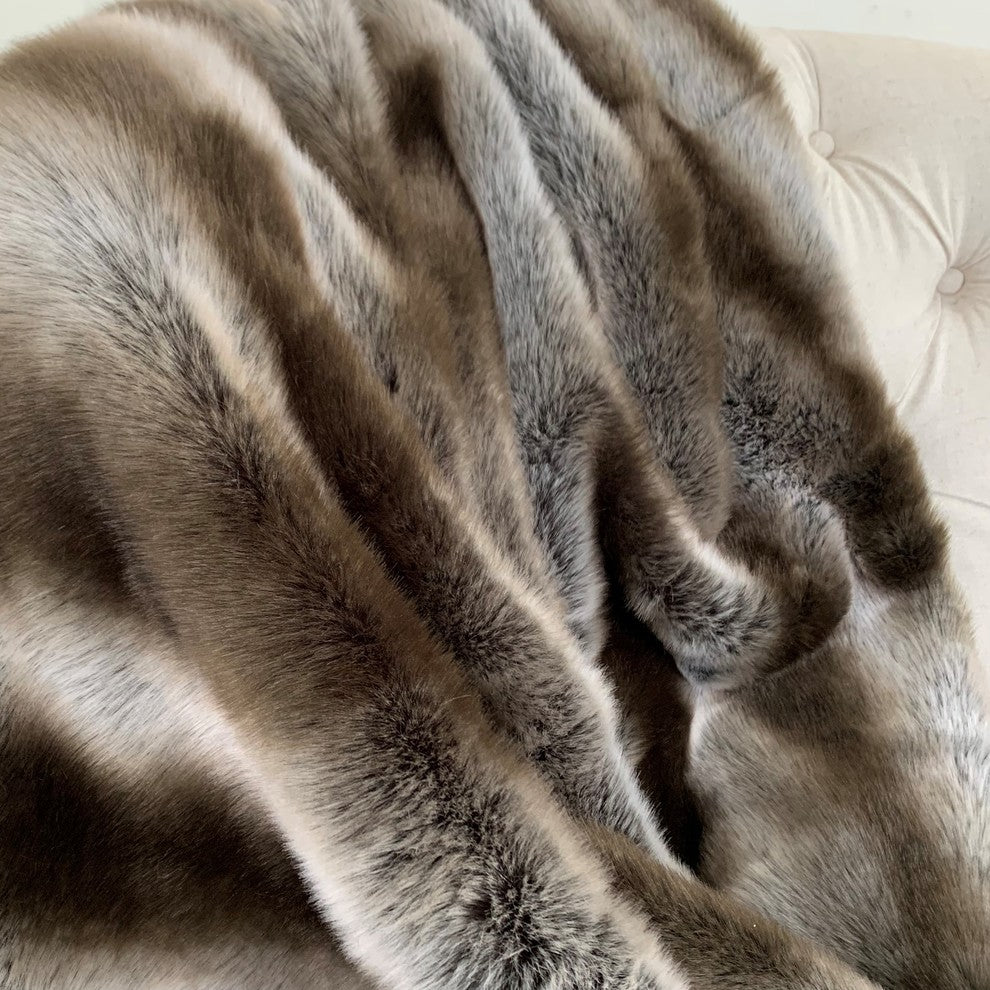 Plutus Fancy Gray Silver Chinchilla Faux Fur Handmade Luxury Throw
