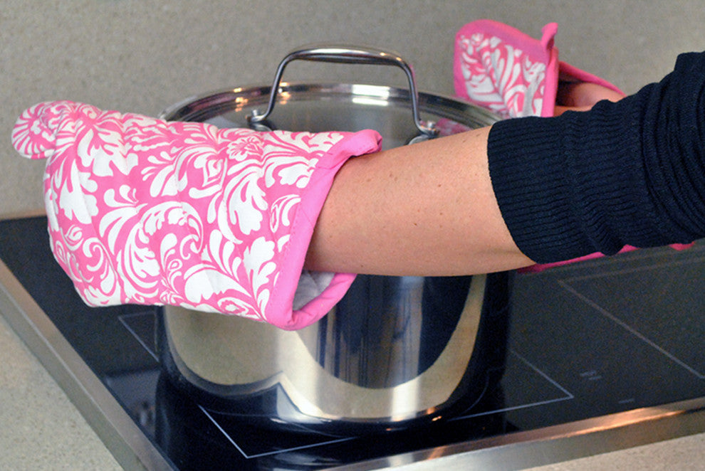 DII Pink Damask Oven Mitt & Potholder Set