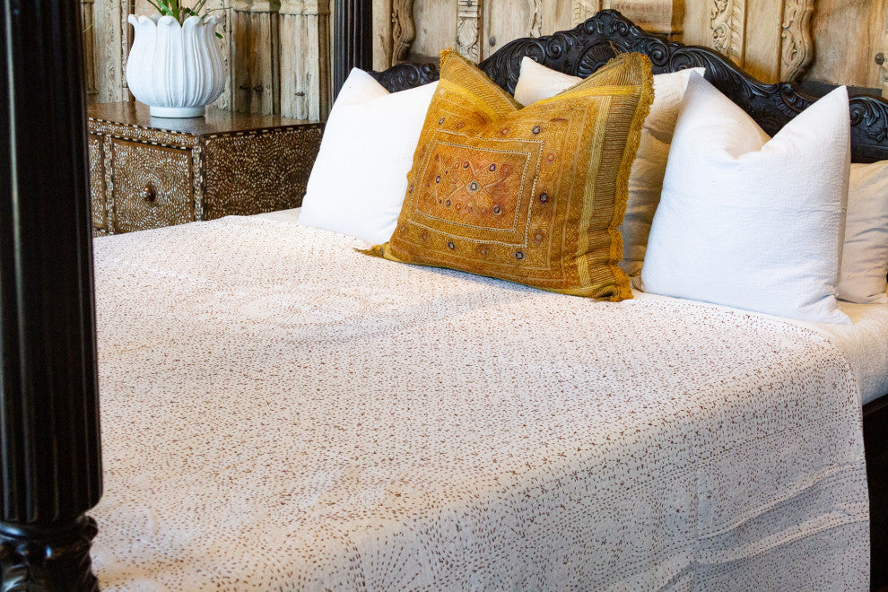 Mali Filanan Embroidered Bed Cover